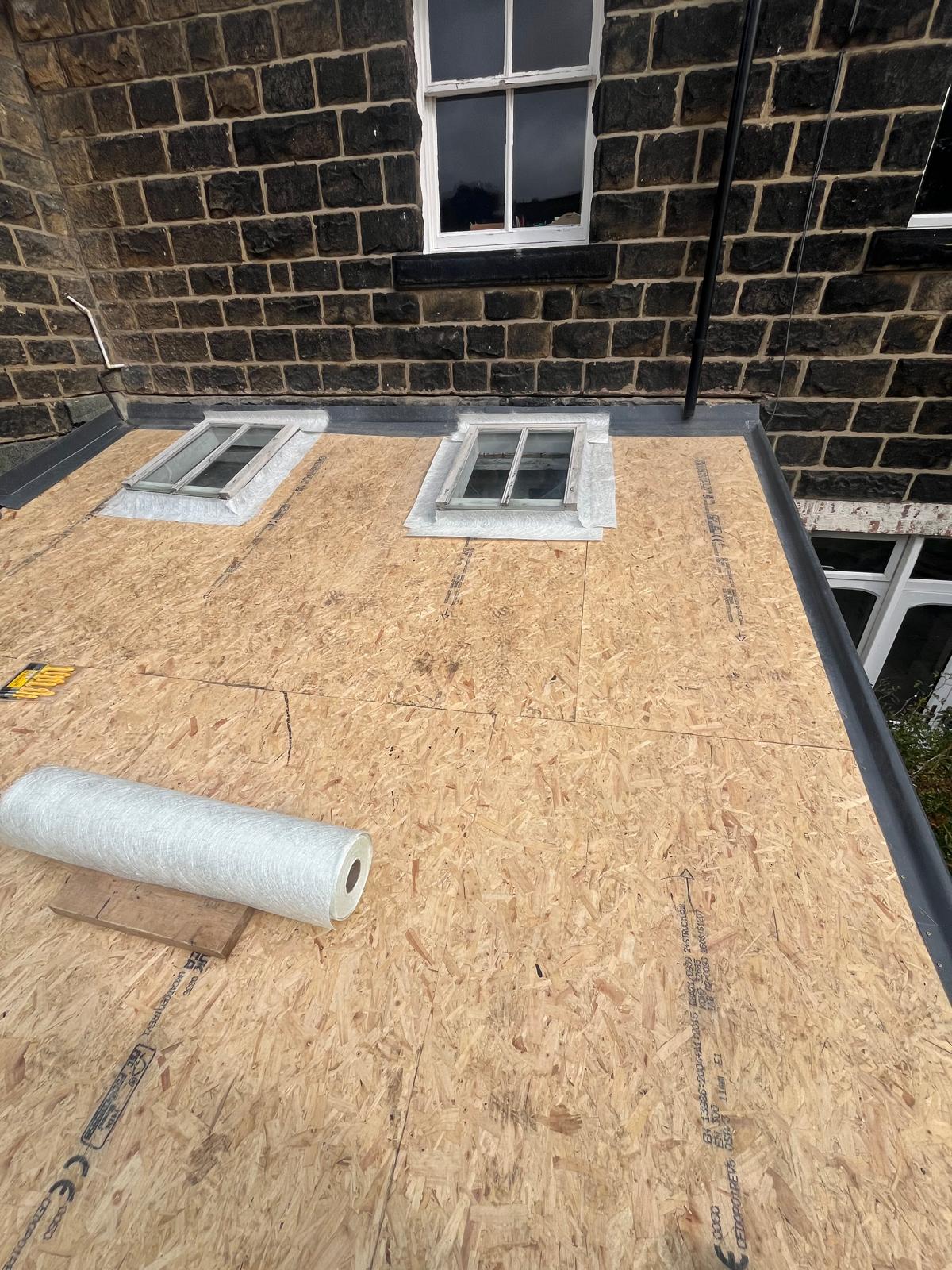 Flat roof preparation with OSB boards
